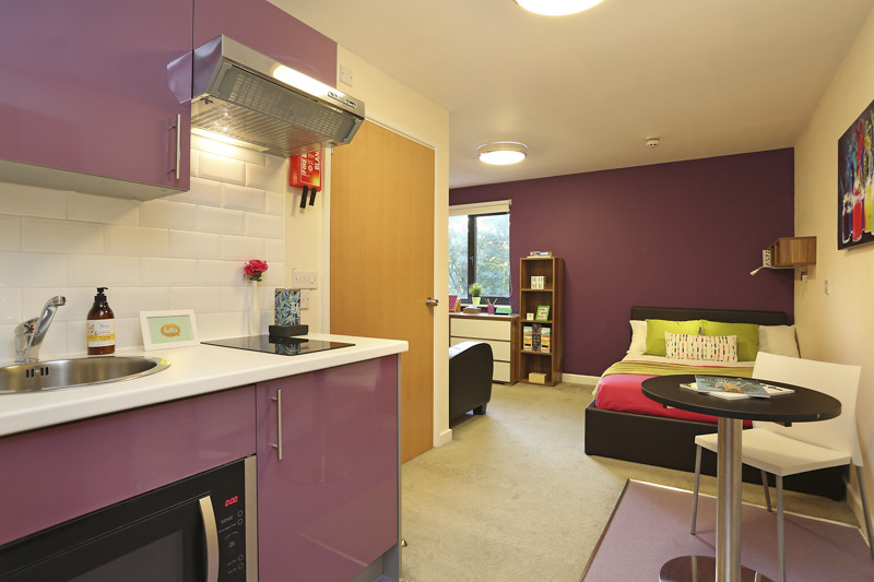 Premier Luxe Studio, Tallis Court