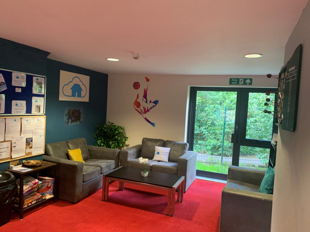 Premier Luxe Studio, Tallis Court