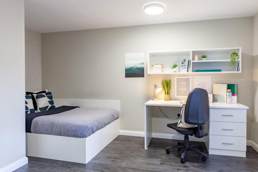 Premier Studio - w/ Accessible Bathroom
