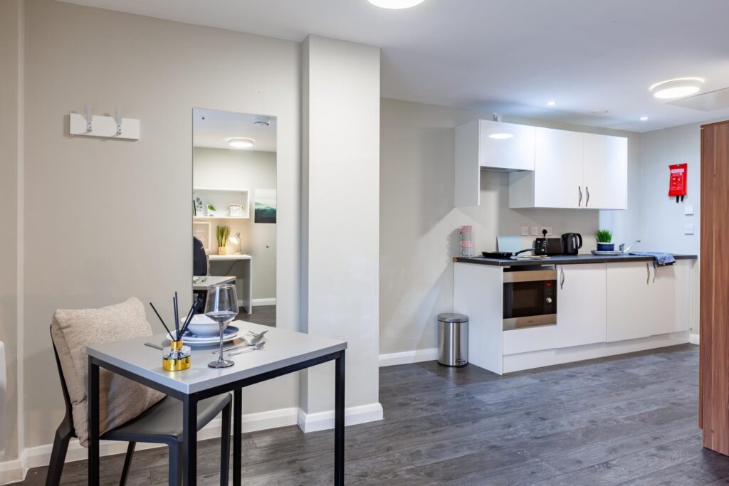 Premier Studio - w/ Accessible Bathroom