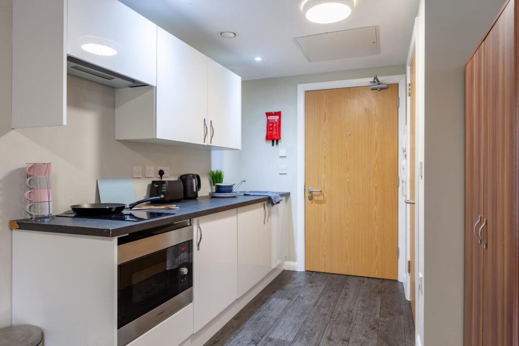 Premier Studio - w/ Accessible Bathroom
