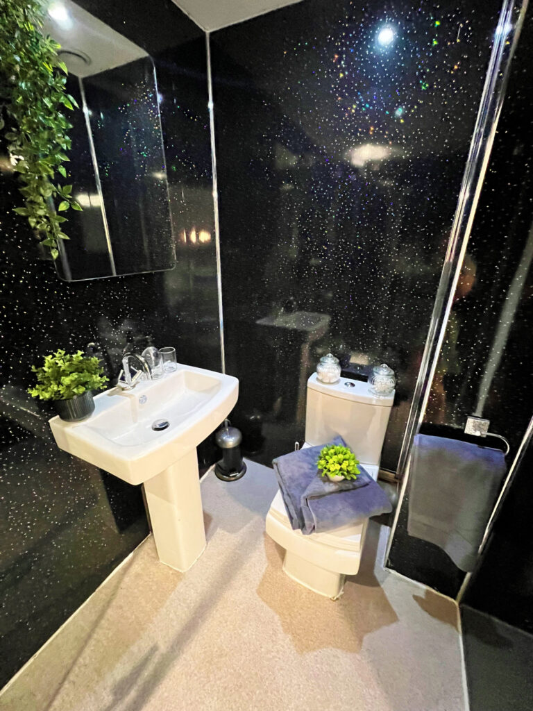 Deluxe En-Suite