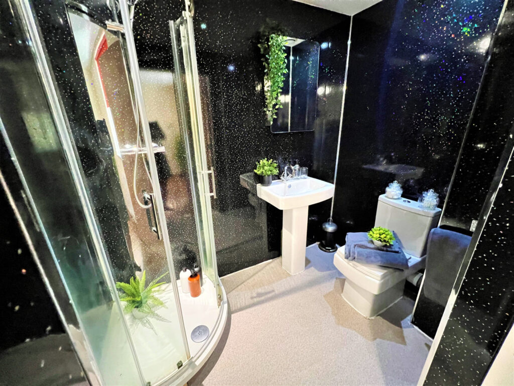 Deluxe En-Suite