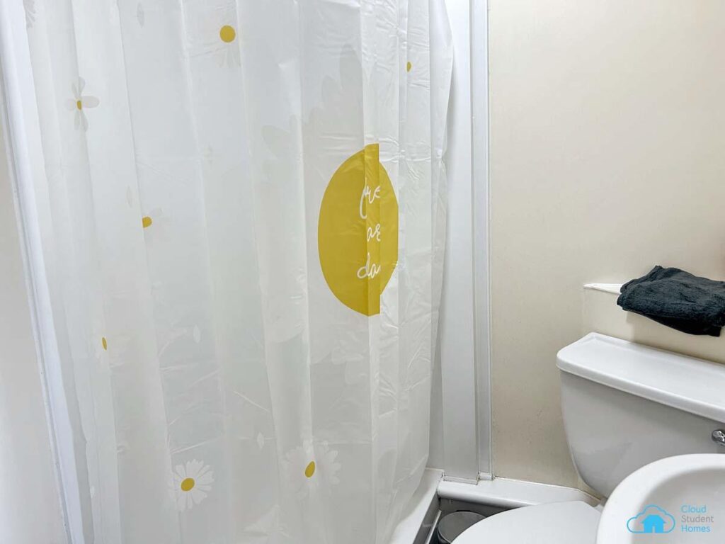 Deluxe En-suite Roebuck House