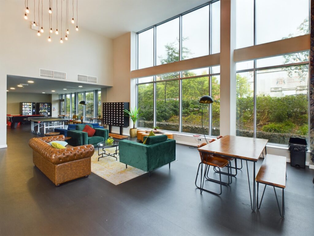 Premier Luxe Studio