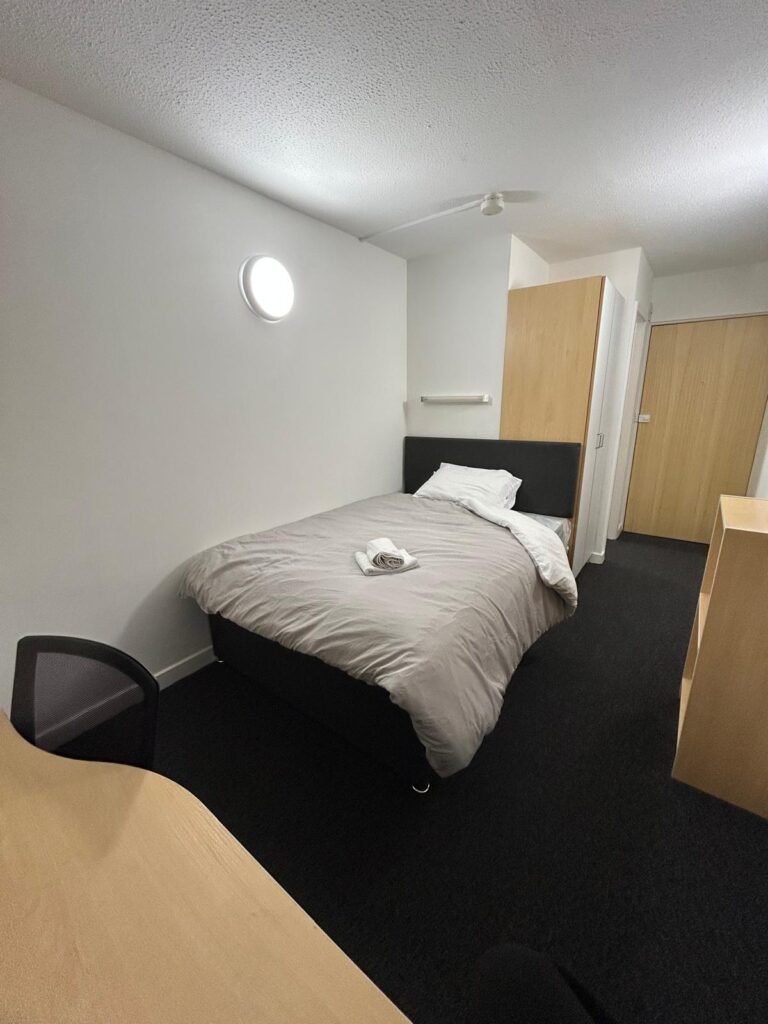 Deluxe Plus En-Suite