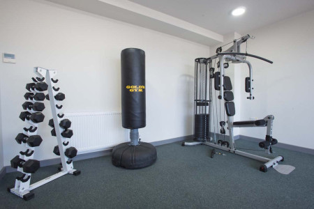 Deluxe Wet Room Studio, Poulson House
