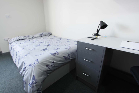 Deluxe Wet Room Studio, Poulson House