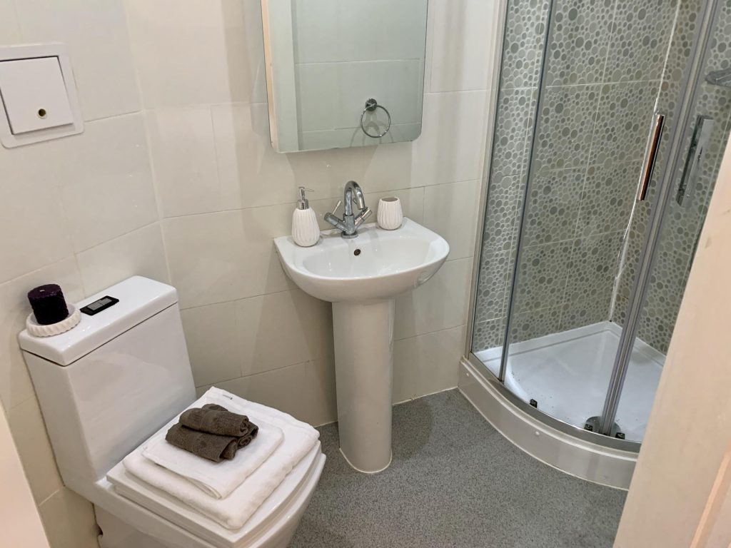 Classic En-Suite