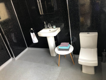 Deluxe Wet Room En-Suite