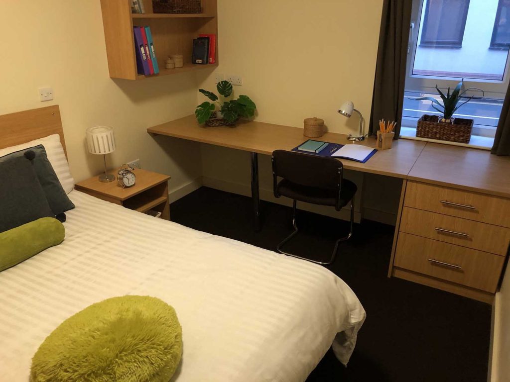 Three Bedroom En-Suite Apartment