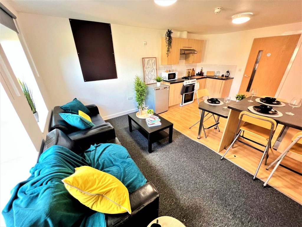 Three Bedroom En-Suite Apartment